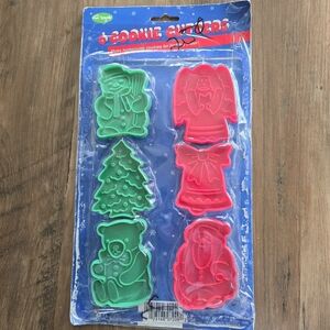 Vintage Fun World Christmas Plastic Imprint Cookie Cutters Set of 6 NEW